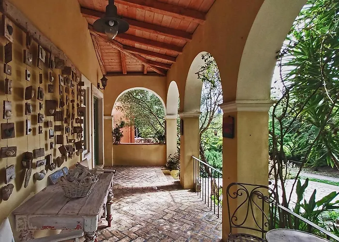 Xenonerantzia Country Style