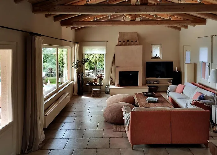 Xenonerantzia Country Style Tatil Evi Gouvia